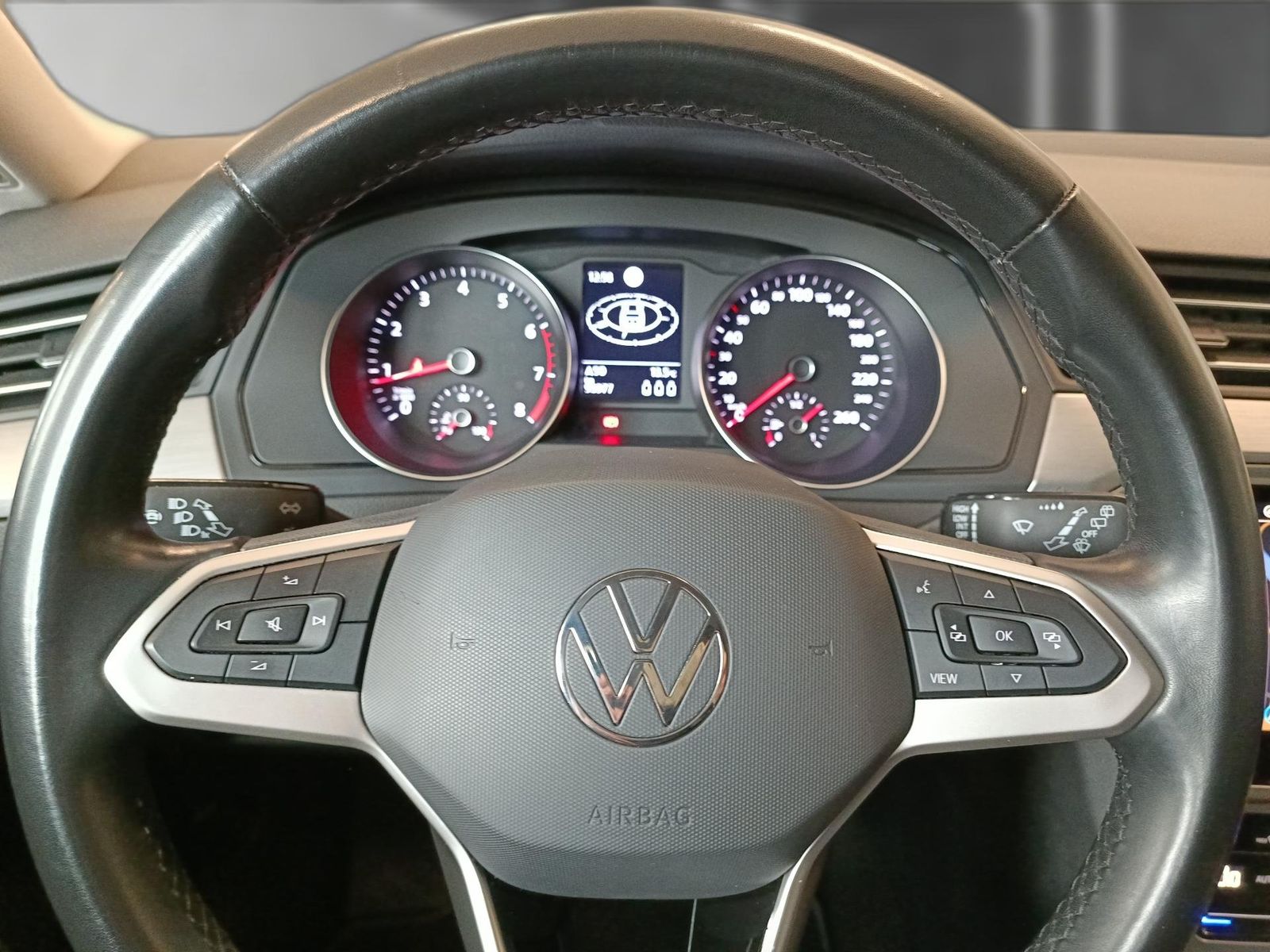 Volkswagen Passat Variant - Bild 11