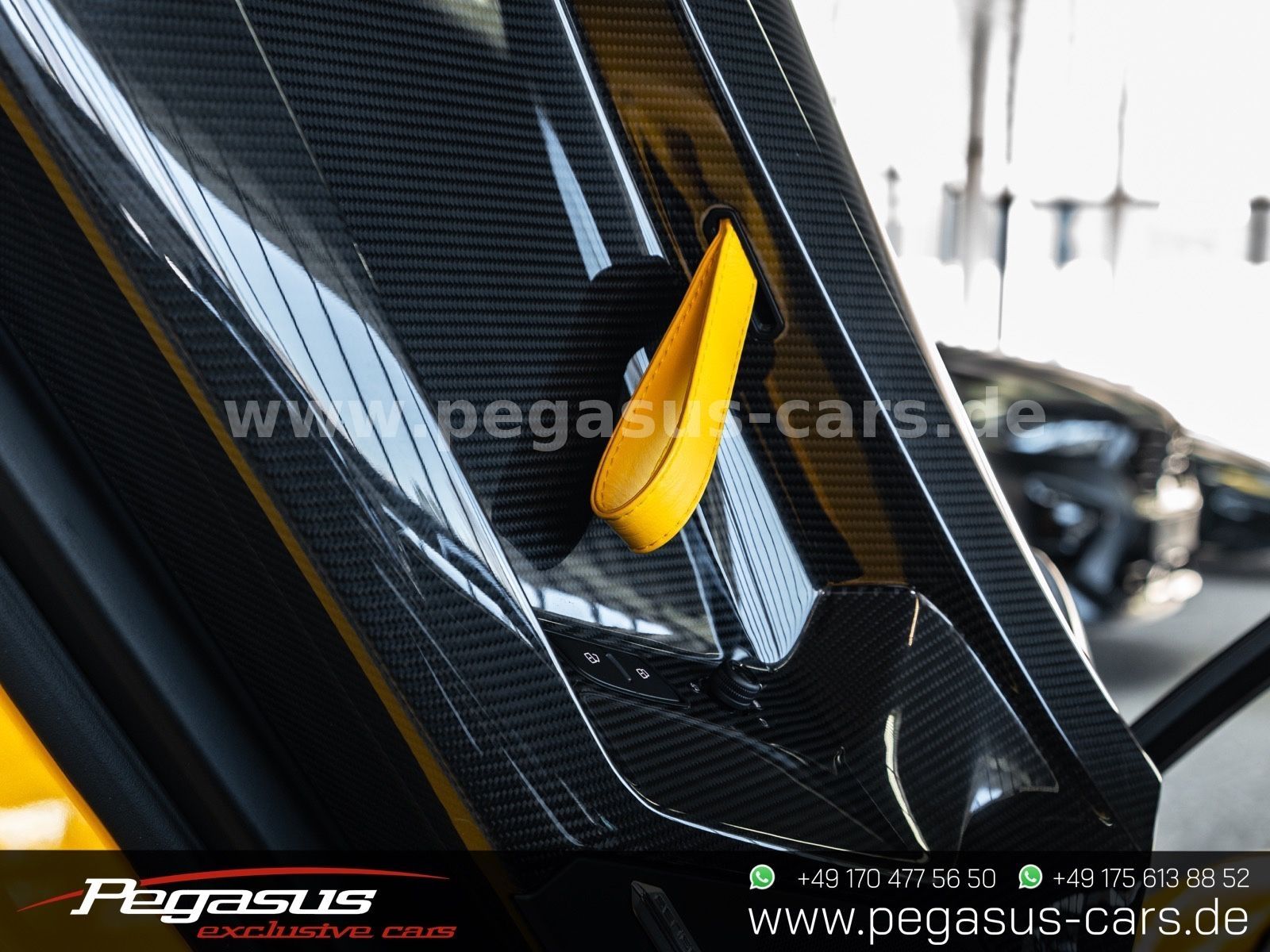 LAMBORGHINI Aventador - 39