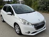 Peugeot AUTOMAT., PANORAMA, TEMP., EINP. VORNE, HINT. - Peugeot 208 mit Diesel-Antrieb: Automatik