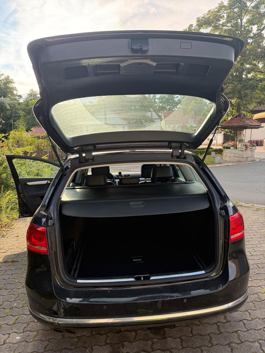 Volkswagen Passat 2011 — photo 6