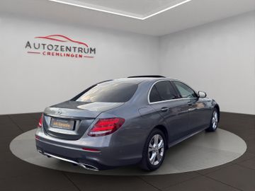Mercedes E 220 - 5