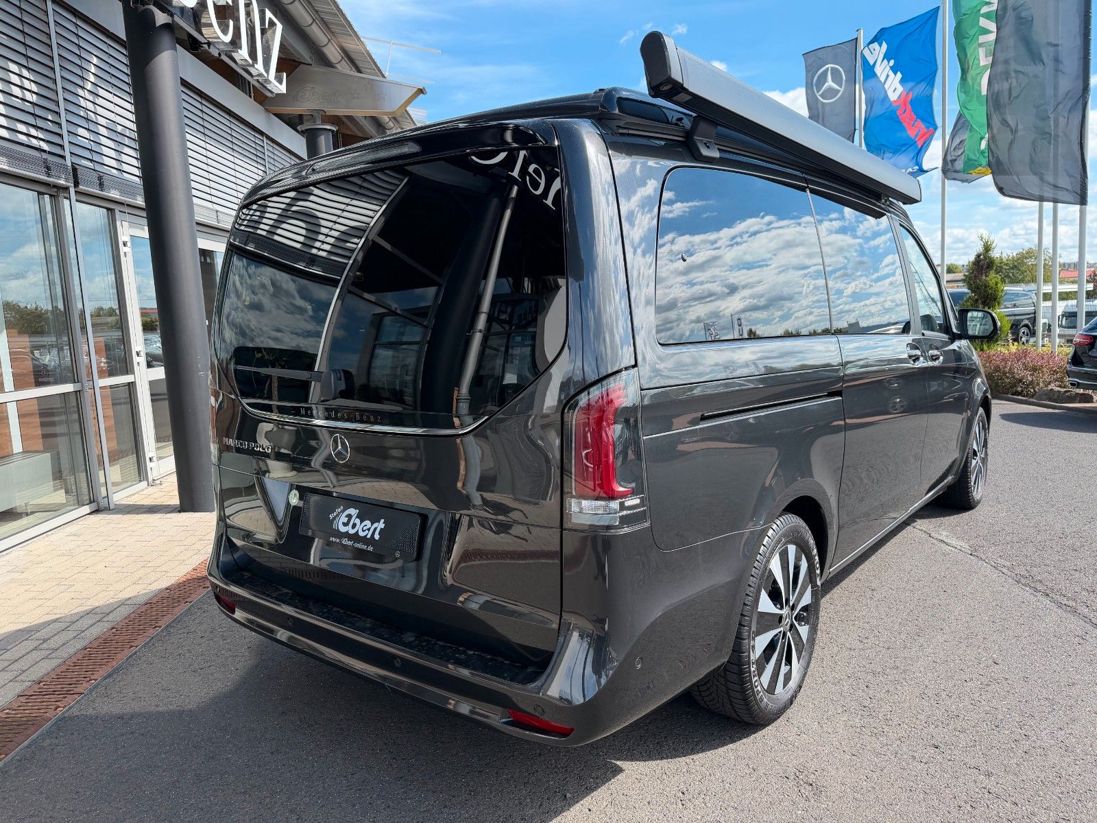 Fahrzeugabbildung Mercedes-Benz V 220 d Marco Polo AIRMATIC DISTRONIC AHK2,5to