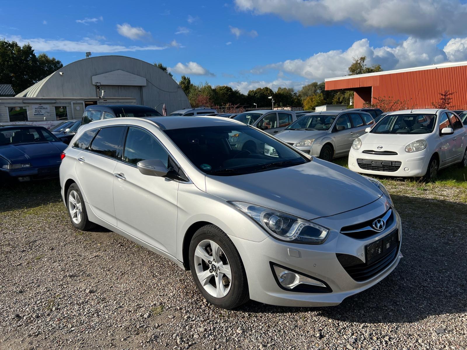 Hyundai i40 2013 — photo 24