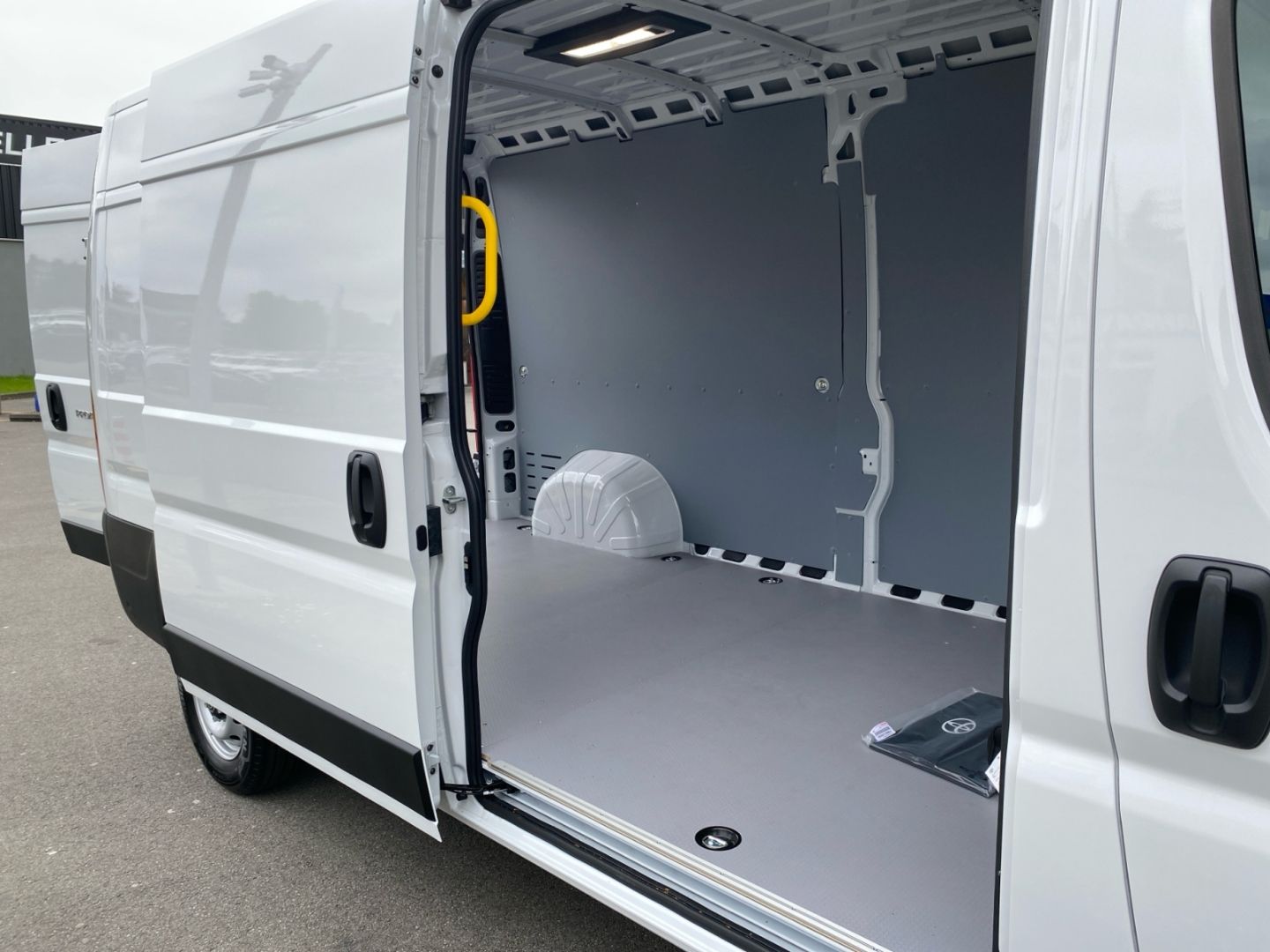 Toyota Proace Max - Bild 23