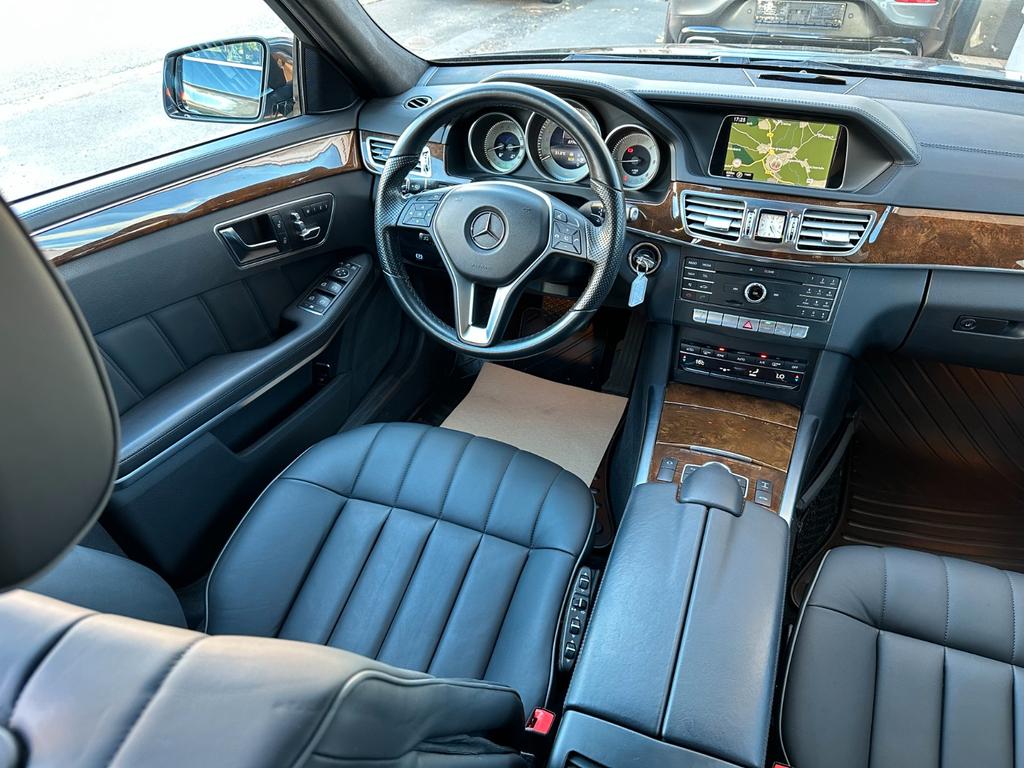 Mercedes-Benz E 220