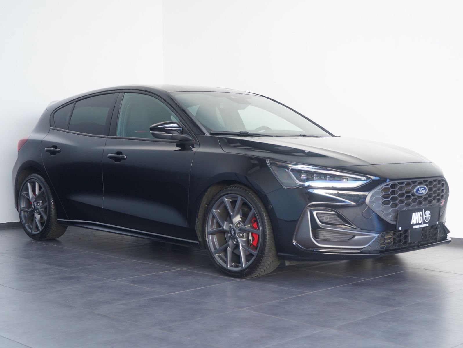 Fahrzeugabbildung Ford Focus Lim. ST X 2.3 EcoBoost LED/ACC/HEAD-UP/B&O