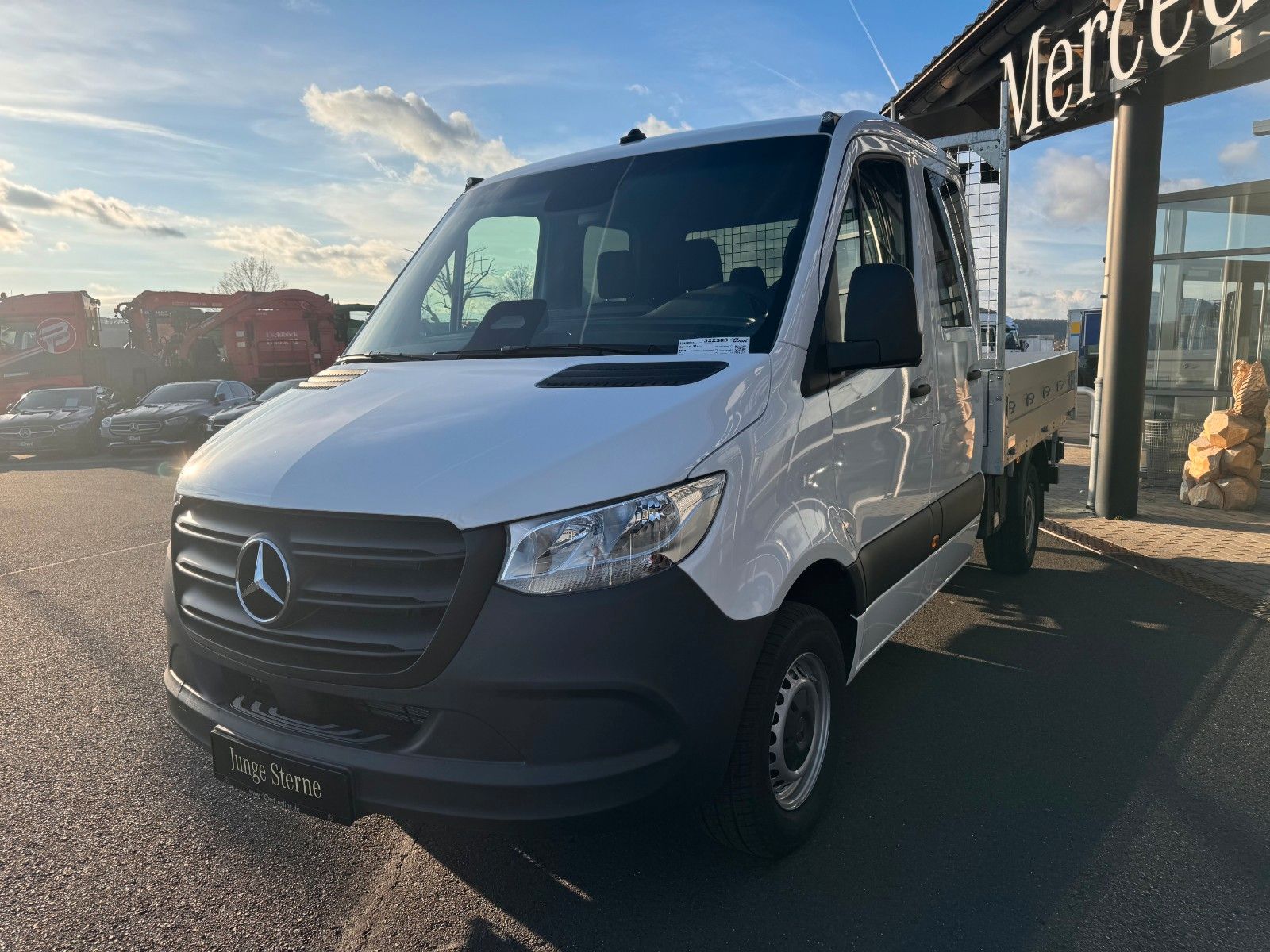 Fahrzeugabbildung Mercedes-Benz Sprinter 317 CDI DoKa Klima Stdheiz AHK3,5to