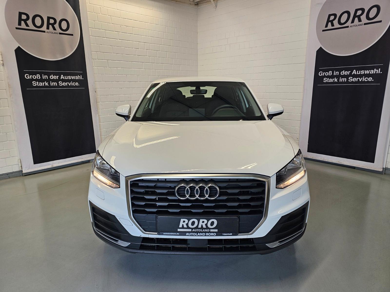 Audi Q2 30 TFSI basis + 8.Reifen/TMP/Scheckheft/ SH