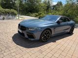 BMW M8 Competition xDrive Cabrio M8 Competition - blaue BMW M8