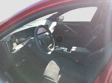 Fotografie 9 des Opel Astra L Lim. 1.6 Ultimate Plug-in-Hybrid