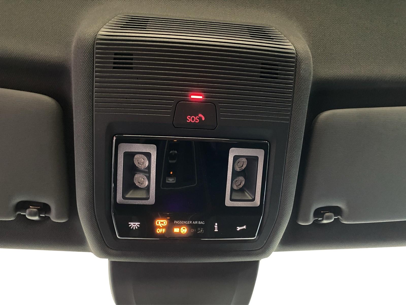 Volkswagen Golf VIII 1.5 eTSI R-Line +DSG+MATRIX+BLACK+LED+, миниатюра 13