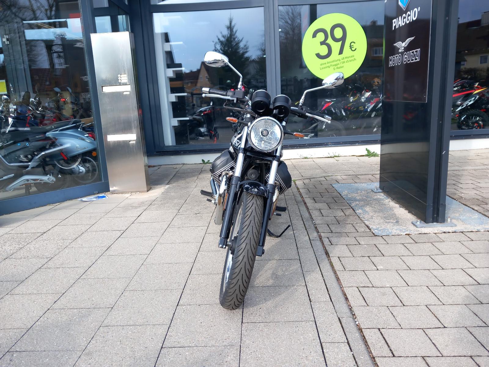 Moto Guzzi V7 Special