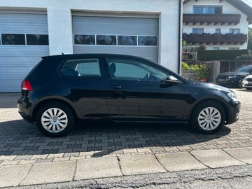 Volkswagen Golf - 4