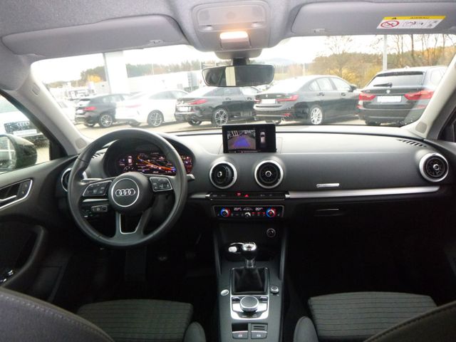 Fahrzeugabbildung Audi A3 Sportback 35 TDI sport>NAV/KAM/ACC/LED/SHZ<