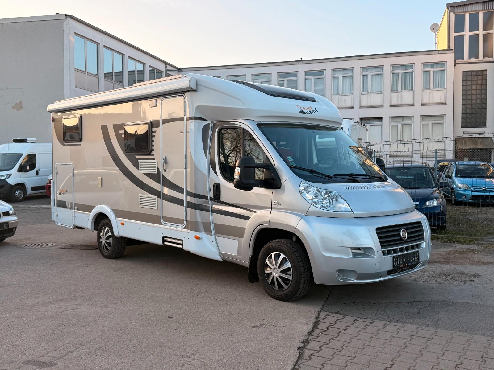 Orangecamp Capron T66  *LÄNGSBETTEN*DACHKLIMA*TV*AHK*SOLAR*