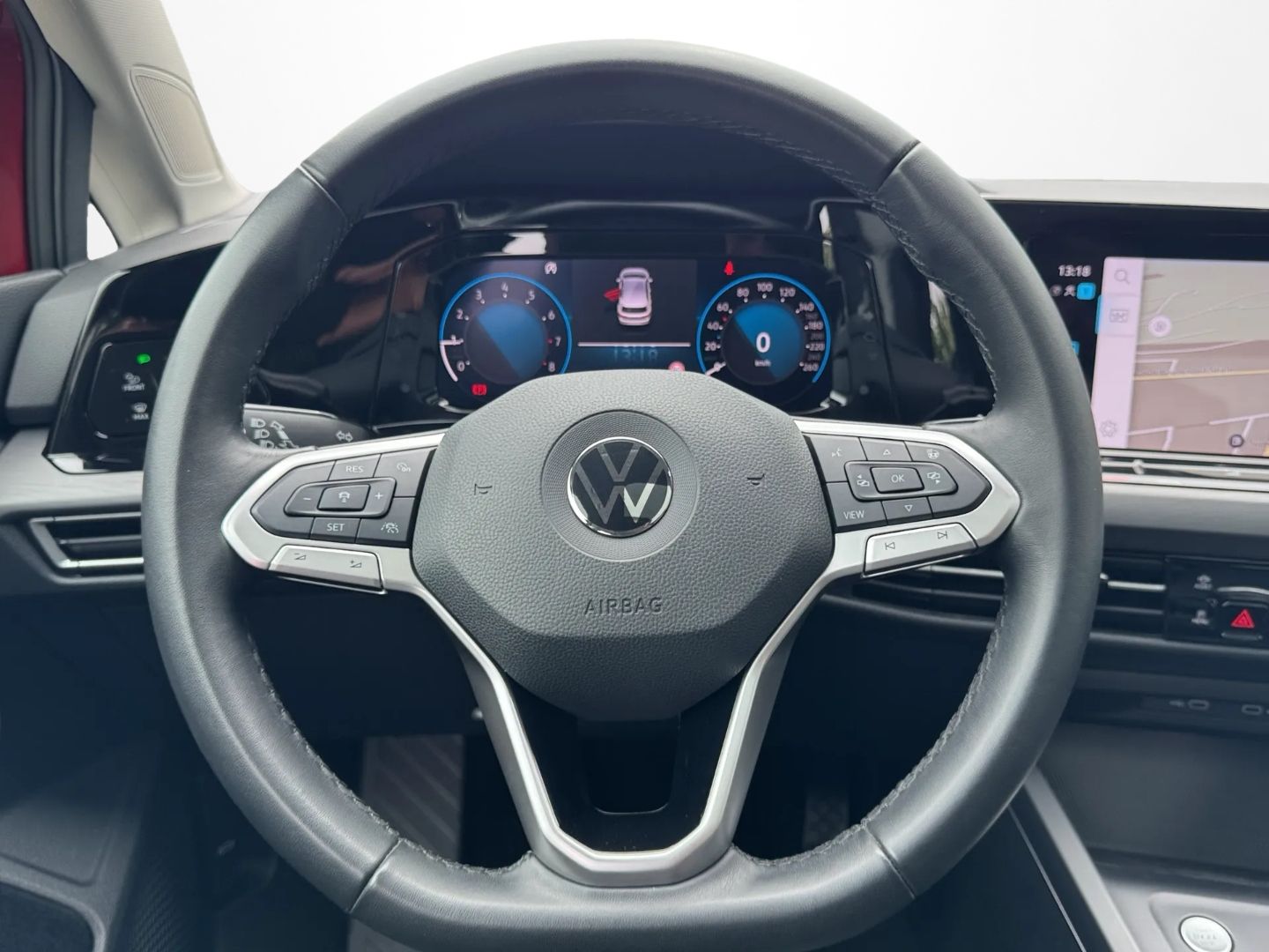 Golf VIII 1.5 TSI STYLE *PANO*NAVI*HUD*KEYLESS*