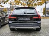 Volvo V90 Cross Country B4 D AWD Pro Geartronic Pro - Volvo Unfallwagen
