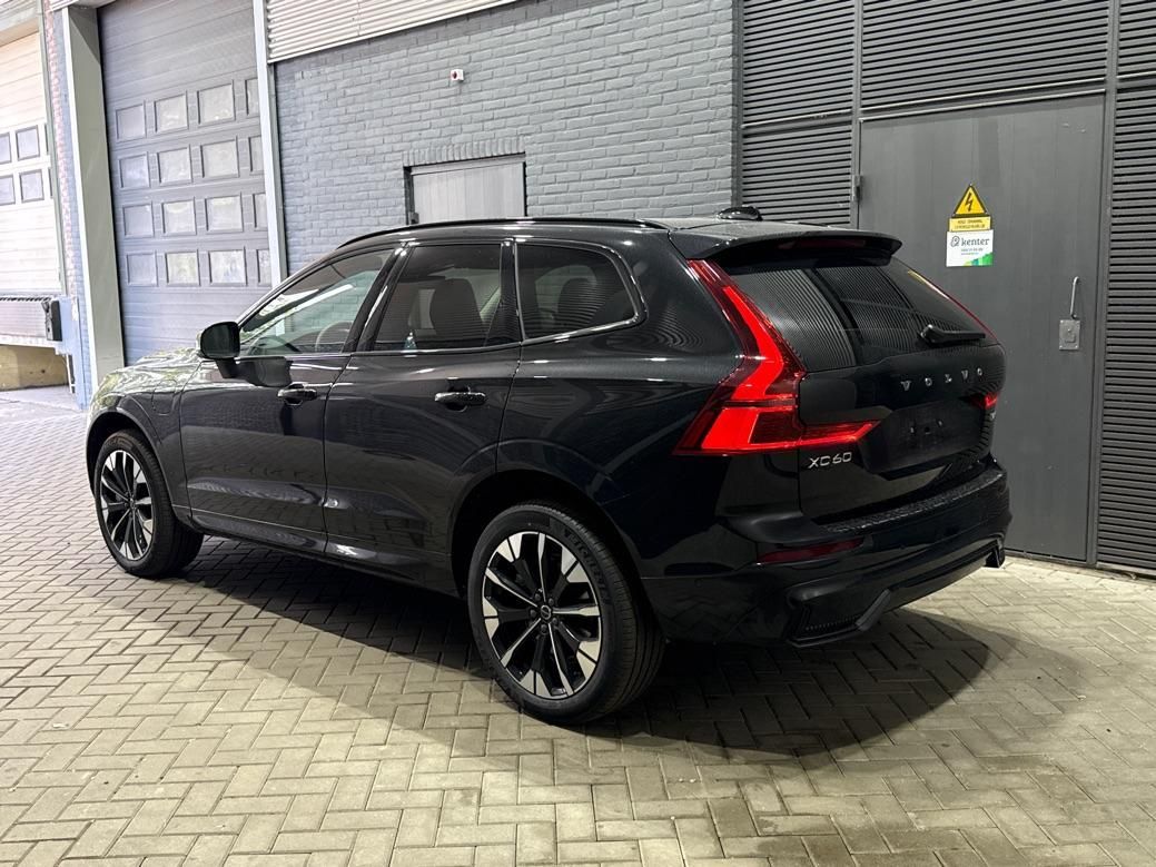 Volvo XC60 T8 Ultra Dark | luftfederung | Harman/Kardo imagem 3