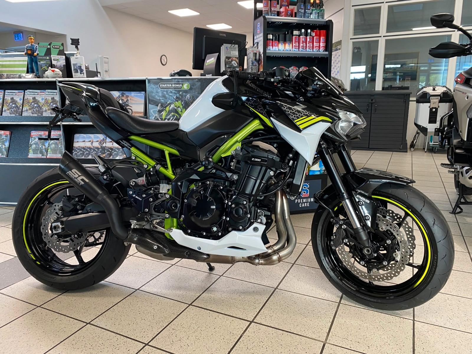 Kawasaki Z 900 "Viel Zubehör"
