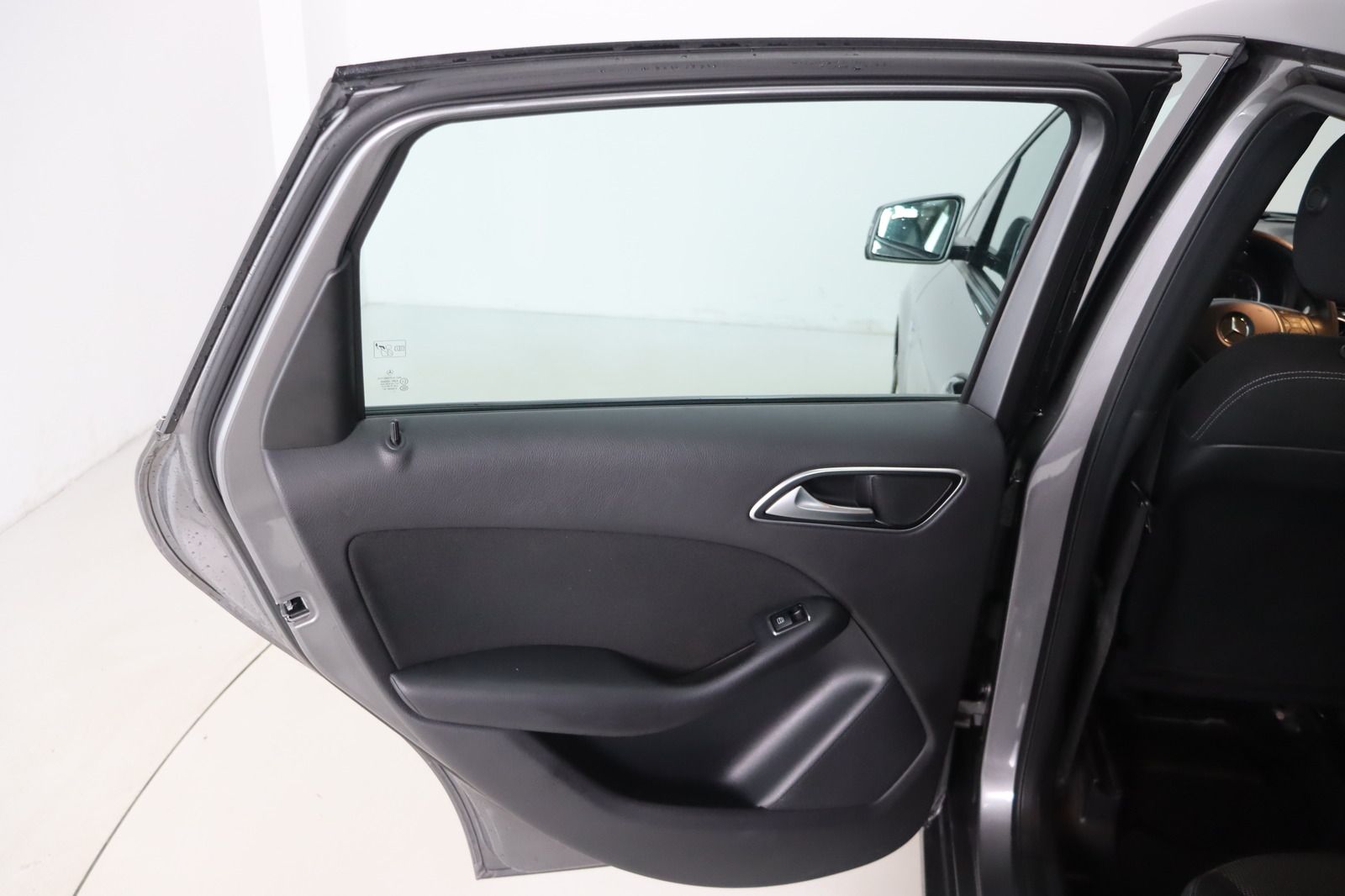 Fahrzeugabbildung Mercedes-Benz B 200 BlueEFFICIENCY * Bi-Xenon * Sitzhzg. * PDC