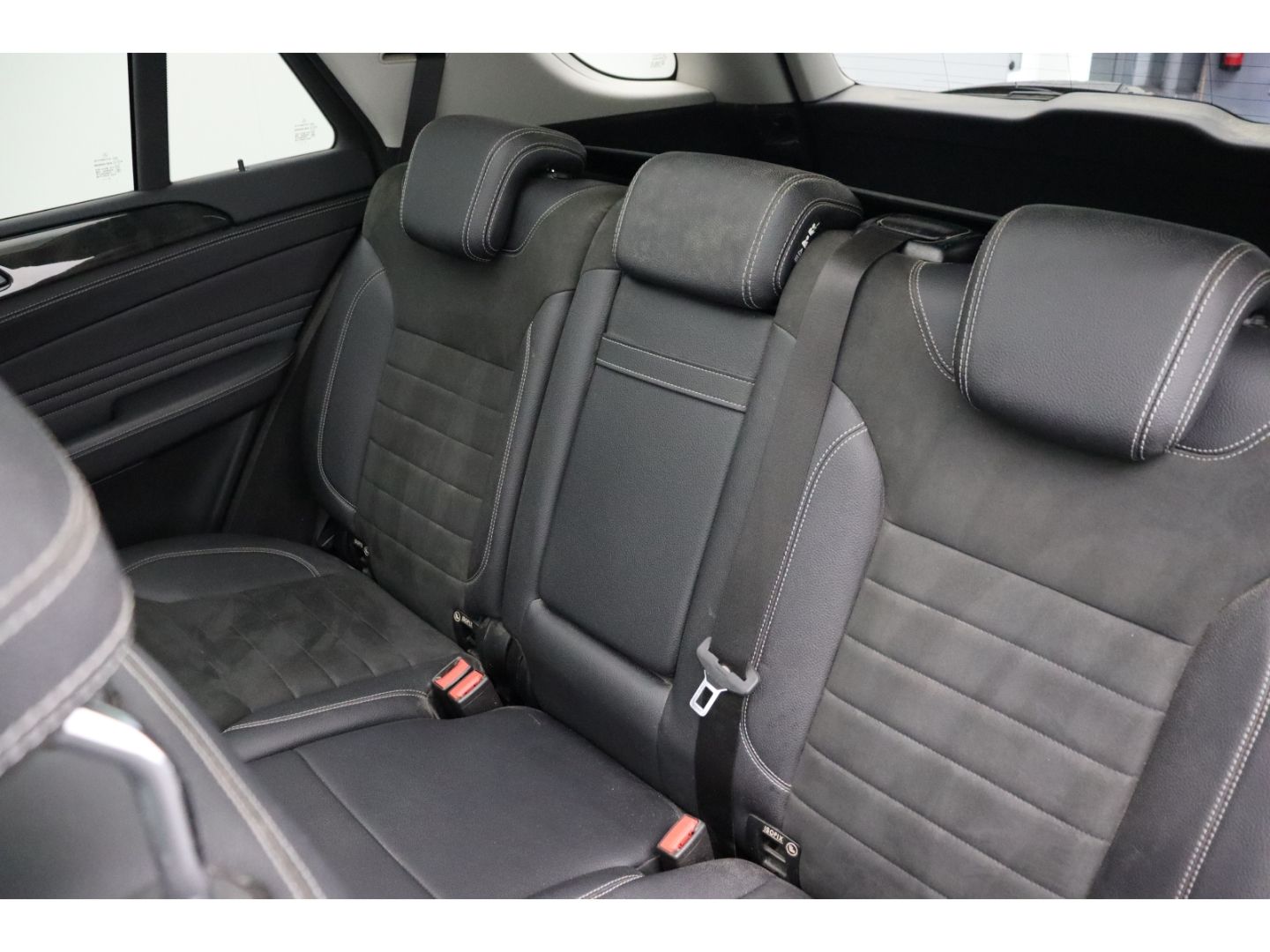 Fahrzeugabbildung Mercedes-Benz ML 350 CDI BlueTec Pano Schiebe Standheizung SHZ