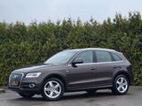Audi Q5 2.0 TFSI quattro*S LINE*1.HAND*AUT*NAVI*SPORT - Audi Q5 mit Benzin-Antrieb: Sport