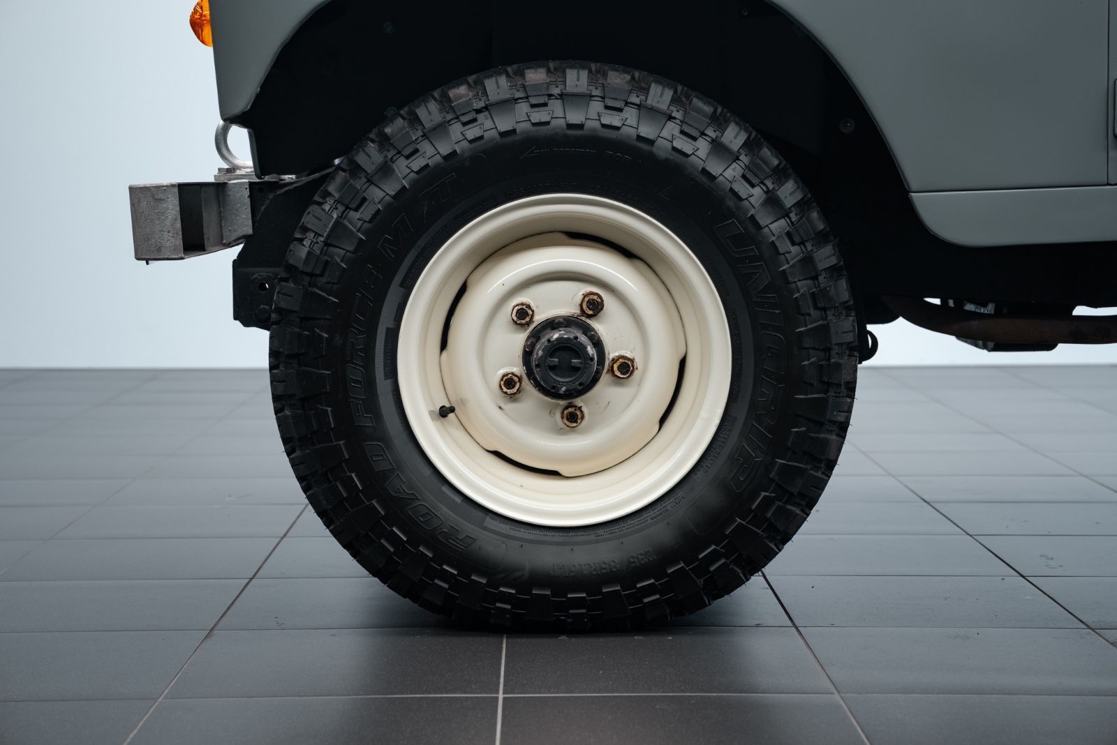 Fahrzeugabbildung Land Rover Serie III 109 LWB/MILITÄRAUSFÜHRUNG/RESTAURIERT