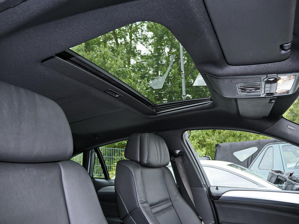 BMW X6 M50 D CHAUFFAGE STATIONNAIRE CLIMATISATION AUTO LED | 381 ch | 4X4 | HAYON ÉLECTRIQUE | TOIT OUVRANT | VOLANT EN CUIR