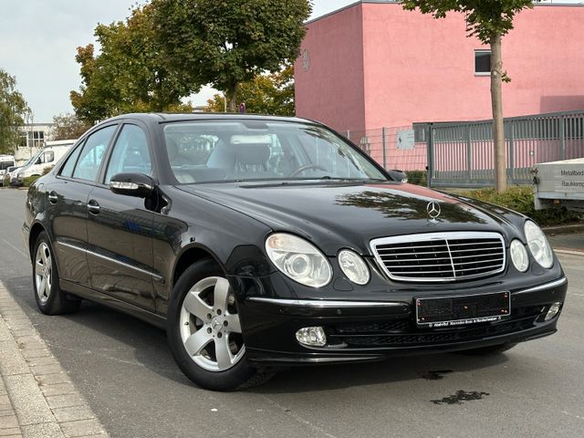 Mercedes-Benz E 240 V6 Avantgarde Panorama Glasschiebedach