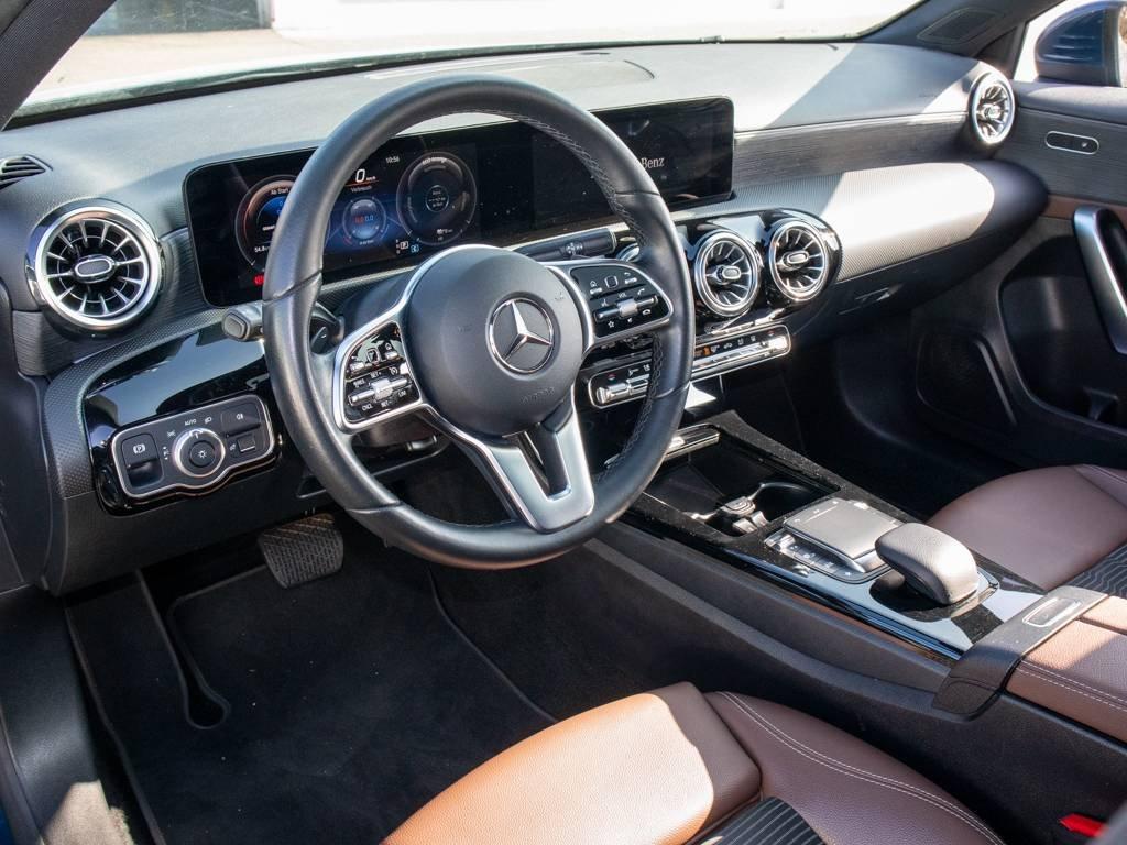 Mercedes-Benz A 250 e Progressive+Pano+Kamera+LED-High+PTS+SHZ