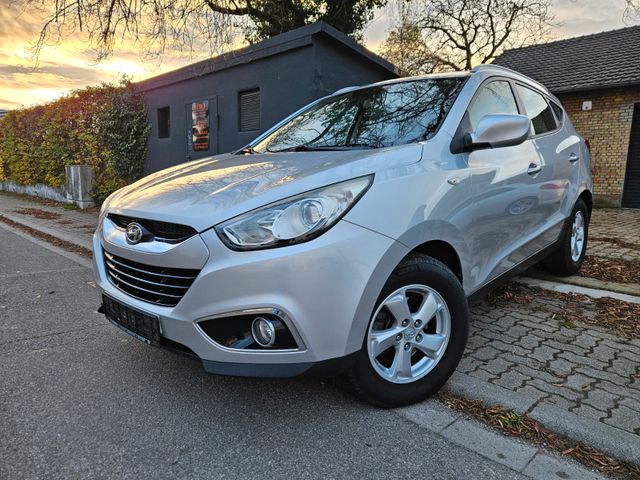 Hyundai ix35 1.6 Style blue 2WD