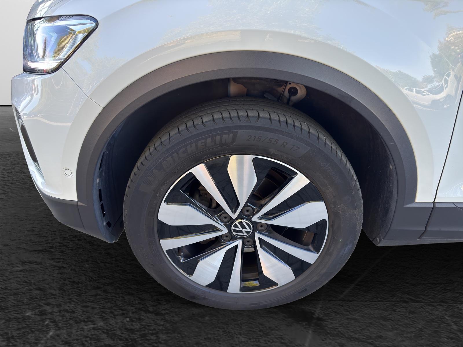 Volkswagen T-Roc 1.5 TSI DSG Move  AHK Navi LED Kamera PDC 