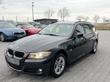 BMW 320d Touring Autom. Panorama Klima Navi - BMW 320 aus 2011: Kombi, 320d