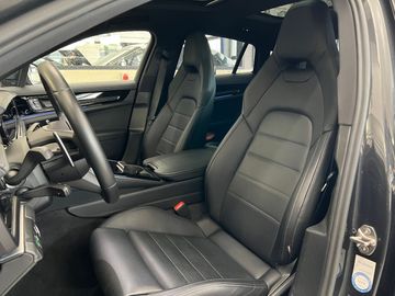 Porsche Panamera - 11