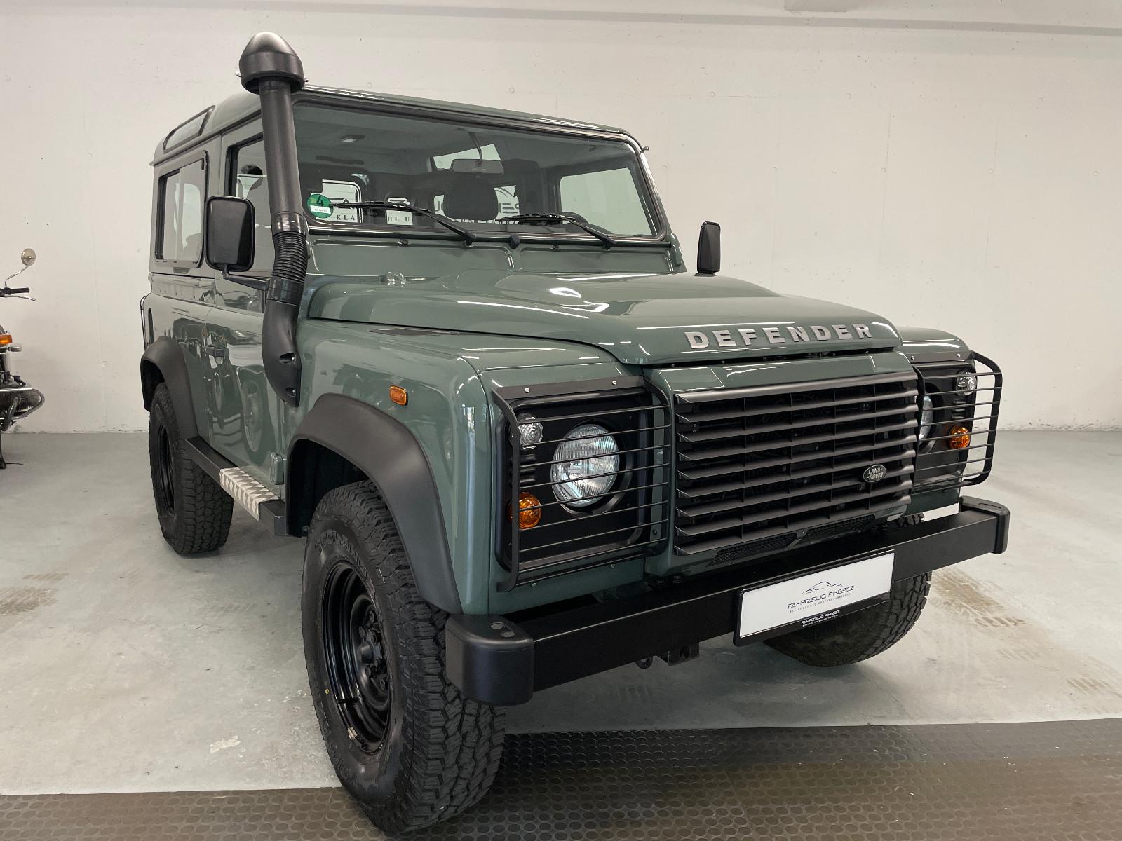 Land Rover Defender 90 Station Wagon*Holzboden*Sportlenkrad