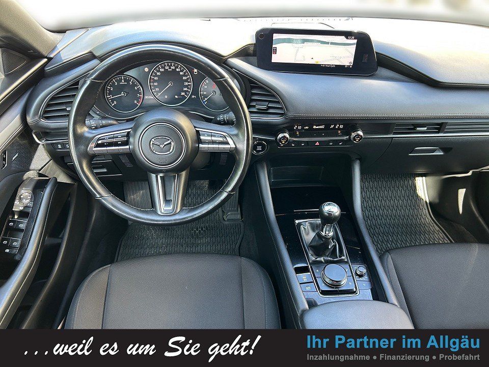 Fahrzeugabbildung Mazda 3 SKY-X 186 SELECTION AHK DES/PRE-P GARANTIE6/28