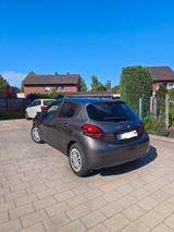Peugeot 208 PureTech 82 Signature Signature - Peugeot 208 von privat
