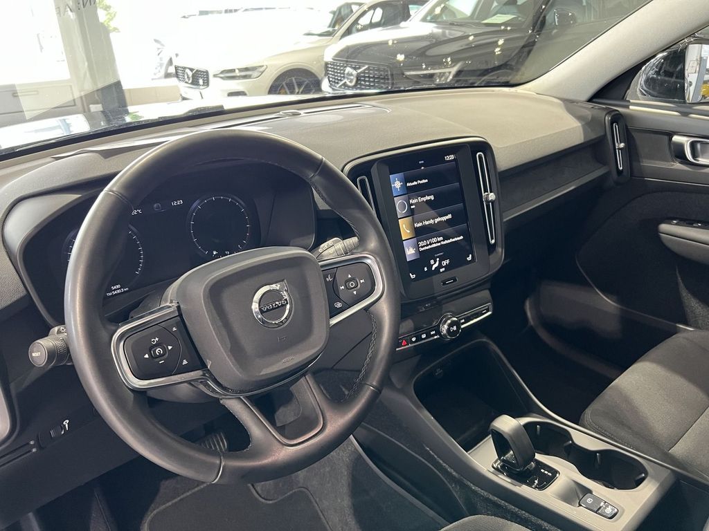 Volvo XC40 T3 Momentum Core Kamera LED WinterP Navi