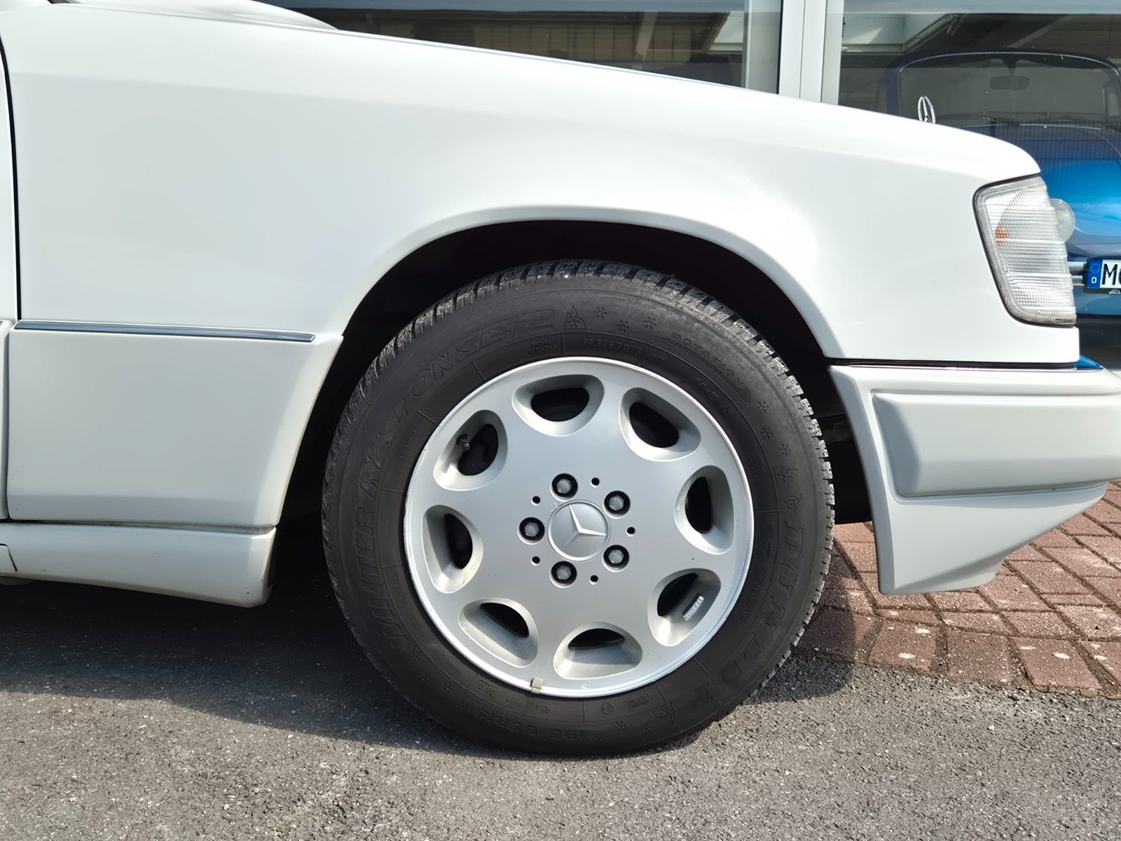 Fahrzeugabbildung Mercedes-Benz E 220 Cabrio/Dt./2. Hand/Daimler-SH/Leder/Klima
