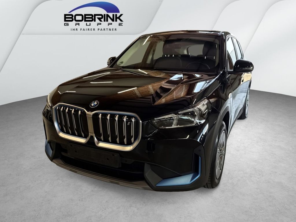 Image of BMW iX1