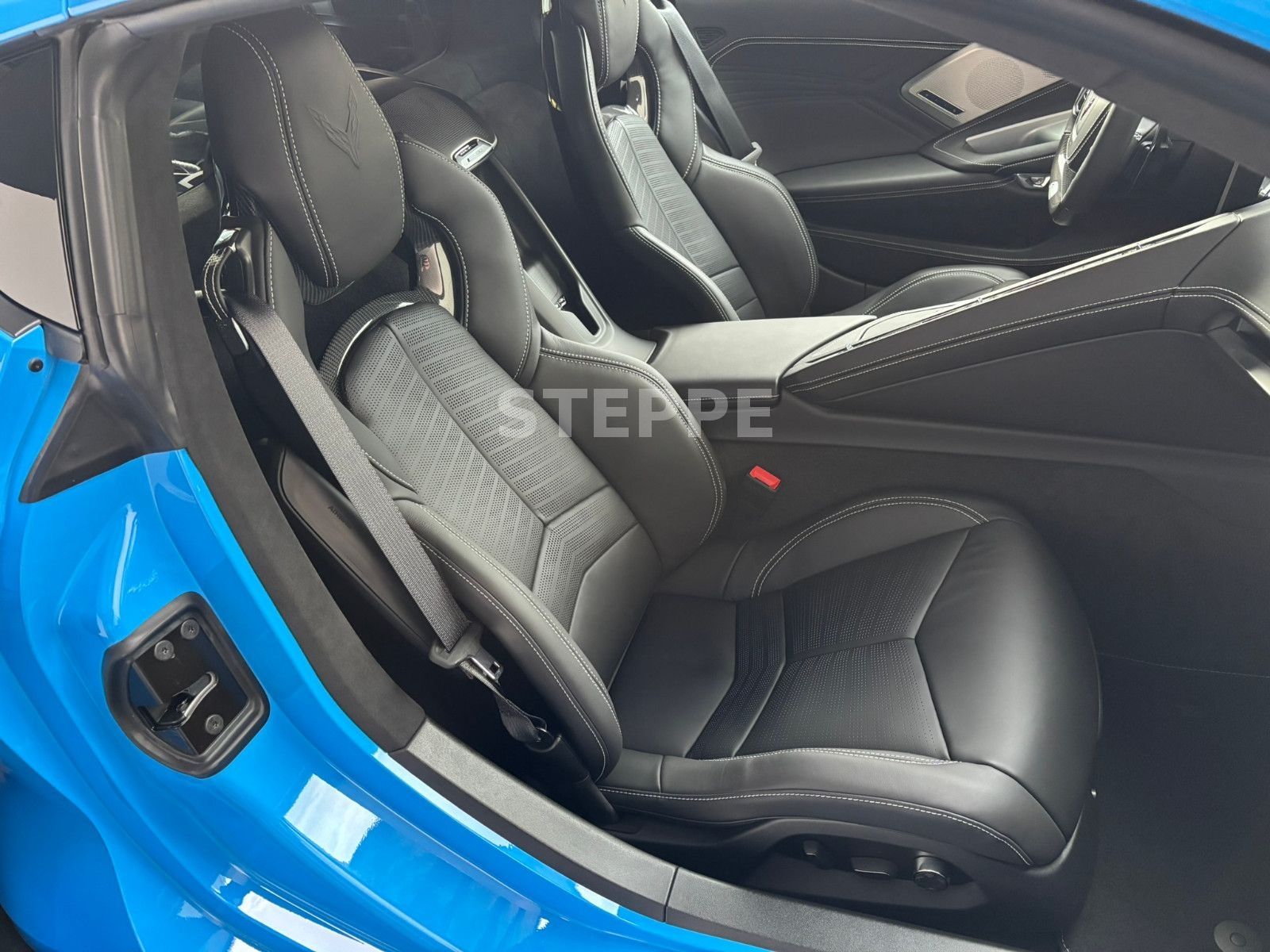 Corvette C8 E-Ray 3LZ Coupe EU-Mod Herst.Garantie