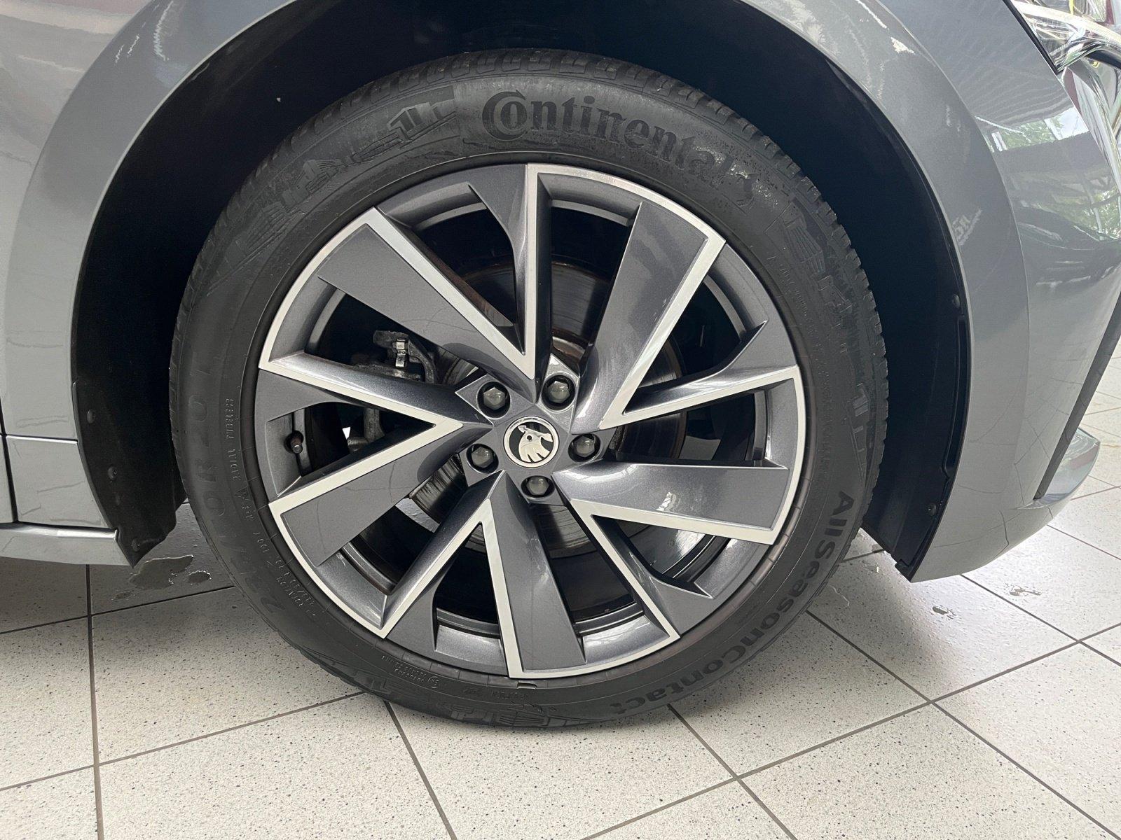Skoda Enyaq 60 Sportline AHK Schwenkbar+Wärmepumpe