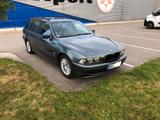 BMW 530D Sport touring  Top Zustand  Mpaket  - BMW 530 aus 2002: Kombi