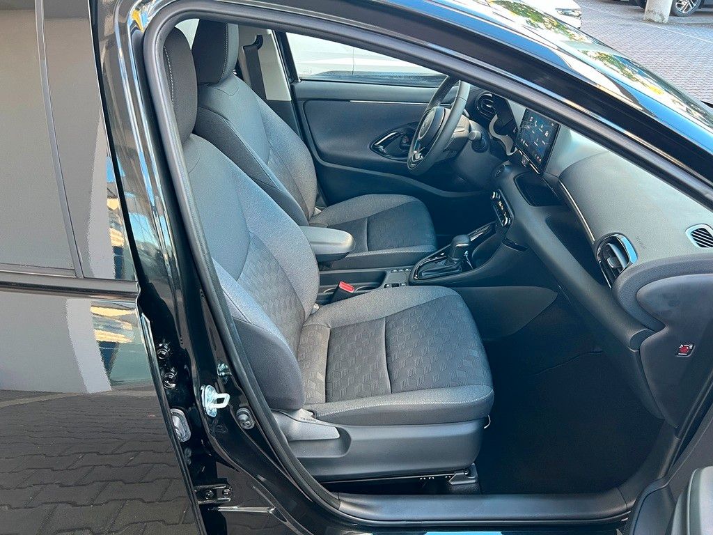 Fahrzeugabbildung Toyota Yaris Hybrid Teamplayer Comfortpaket