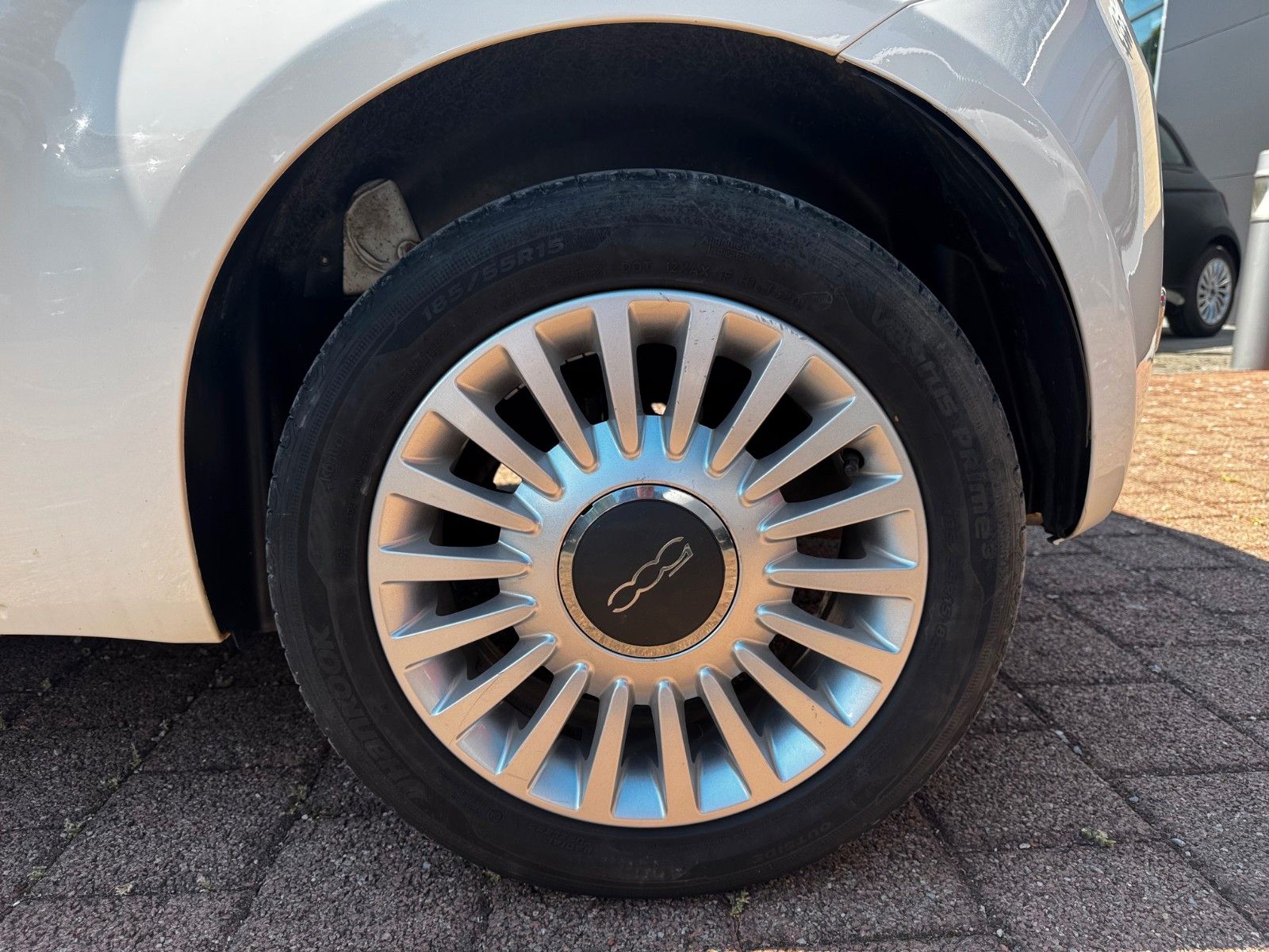Fahrzeugabbildung Fiat 500 Lounge