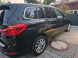 BMW 218 Gran Tourer 218d - 7 Sitzer- 1. Hand - schwarze BMW 218 Gran Tourer