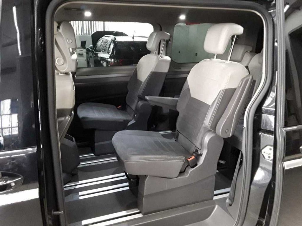 T7 Multivan 2.0 TDI Style lang AHK/Pano/Standhzg