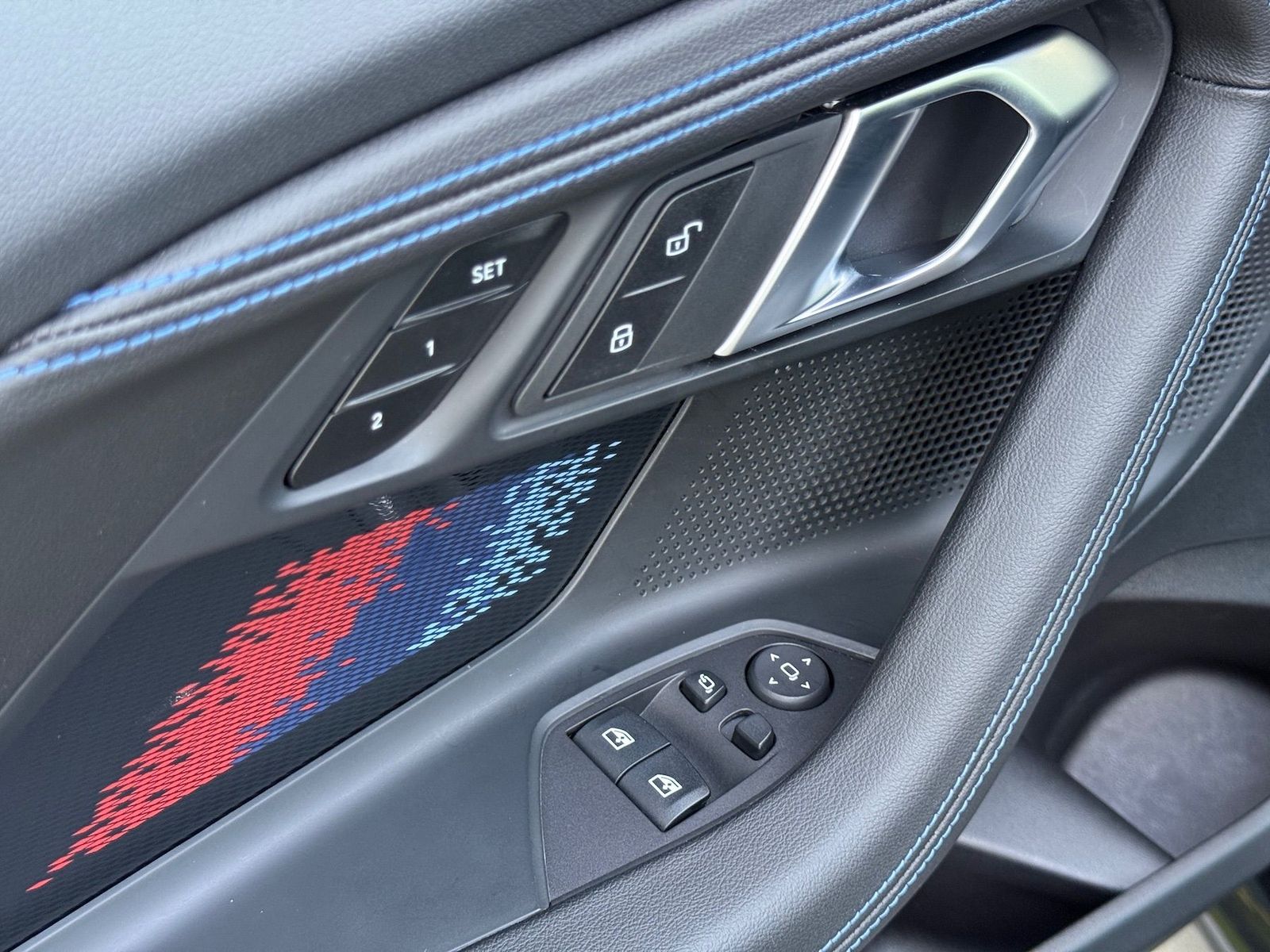 Fahrzeugabbildung BMW M2 Coupé M-DRIVERS|285|ACC|KAMERA|H&K|WHEELFORCE
