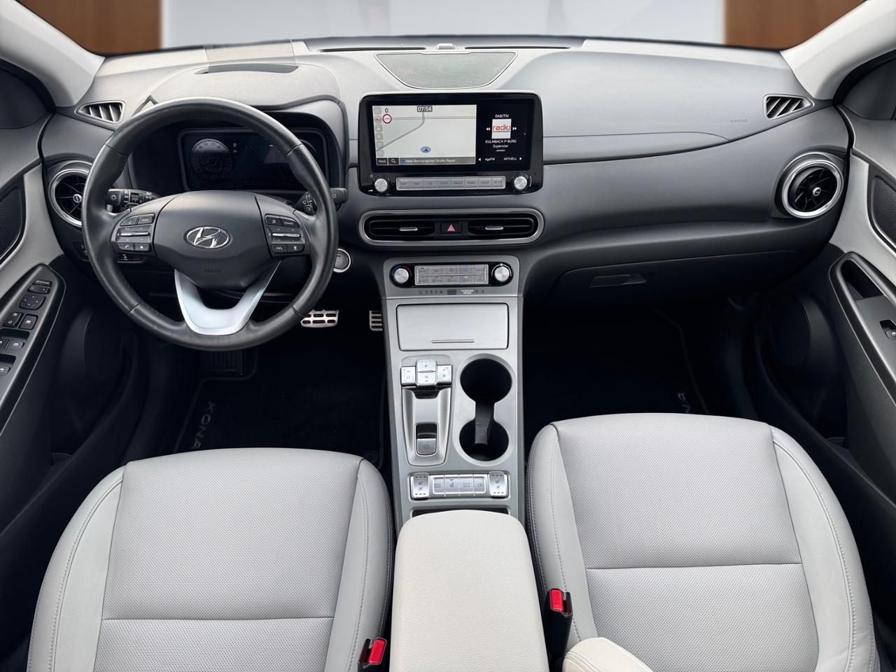 Fahrzeugabbildung Hyundai KONA PRIME *LEDER*HEADUP*NAVI*KRELL*SHZ*LHZ*RFK*