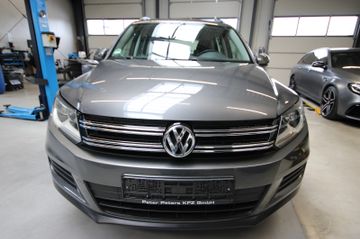 Volkswagen Tiguan - 4